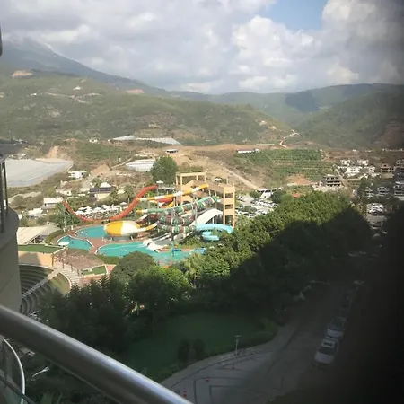 Gold City Hotel Apartment With Many Free Facilities , Free Internet In Apartment And In The Whole Hotel Area And Free Aqua Park Αλάνια